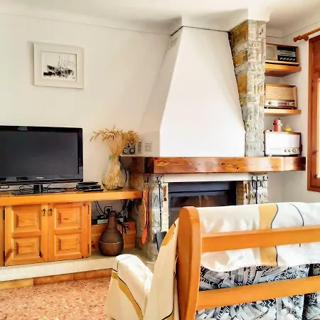 Vacay Montgo, Con Jardin En