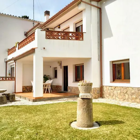 Vacay Montgo, Con Jardin En Apartment L'Escala