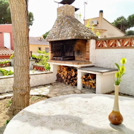 Apartment Vacay Montgo, Agradable Jardin! En Costa Brava L'escala! L'Escala